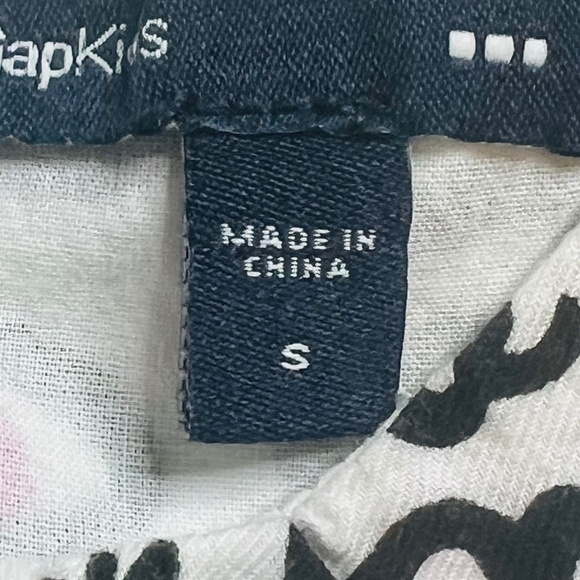 Girl's Gapkids Dress - Picture 2 of 6